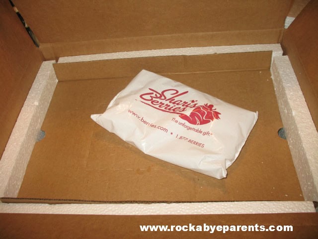 Shari's Berries Packaging